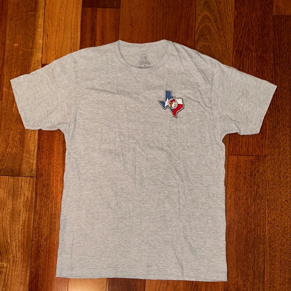 Bucee’s Gray Short Sleeve Tee with Texas Graphic Design